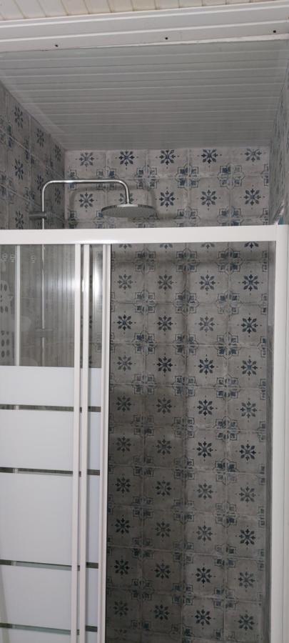 Melina'S Comfort Rustic Home Артеміда Екстер'єр фото